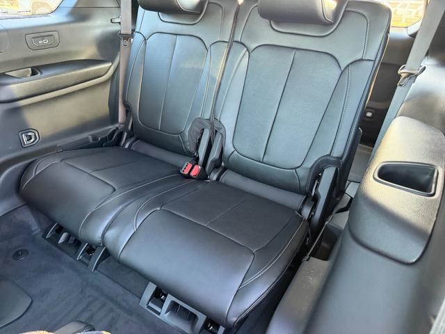2027 Jeep Grand Cherokee L Limited Reserve:27-043