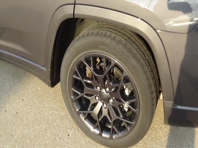 2024 Jeep Grand Cherokee L Summit Reserve:C6628A