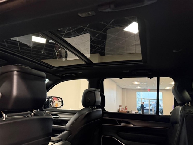 2026 Jeep Grand Wagoneer:26-082