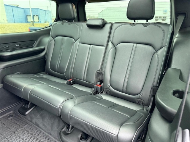 2025 Jeep Wagoneer Super:25-230