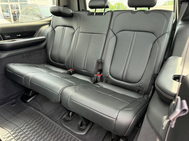 2026 Jeep Grand Wagoneer Summit Obsidian:26-175