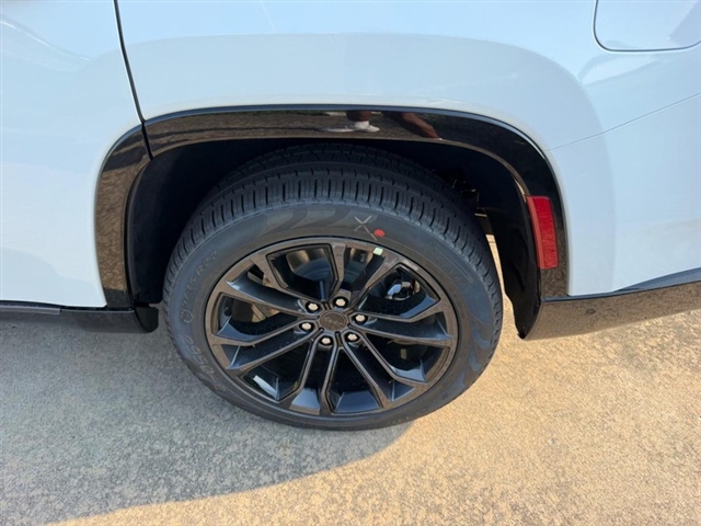 2026 Jeep Grand Wagoneer Summit Reserve:26-238