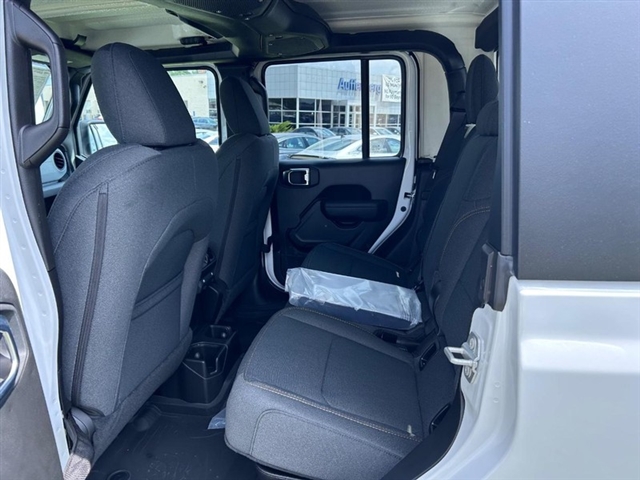 2025 Jeep Gladiator Willys
