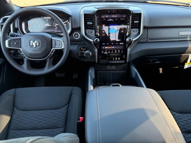 2027 RAM 1500 Big Horn:27-024