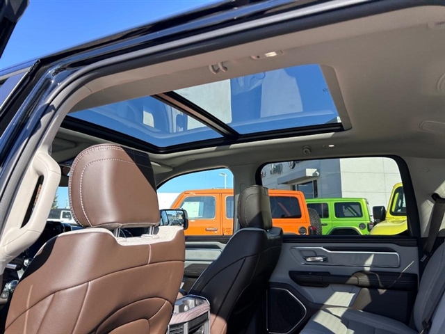 2026 RAM 1500 Laramie:26-012