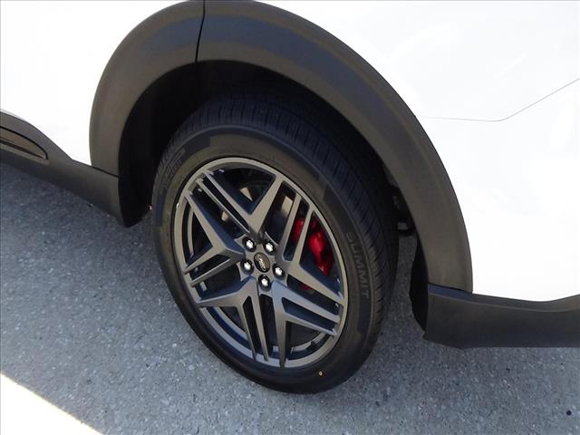 2025 Ford Explorer ST-Line:C7096