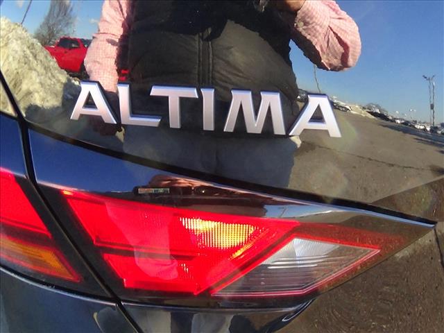 2025 Nissan Altima 2.5 SV:C6801