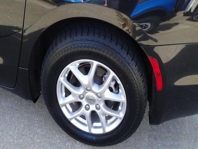 2024 Chrysler Voyager LX:C6451