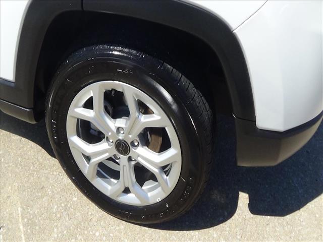 2025 Jeep Compass Latitude:C6923