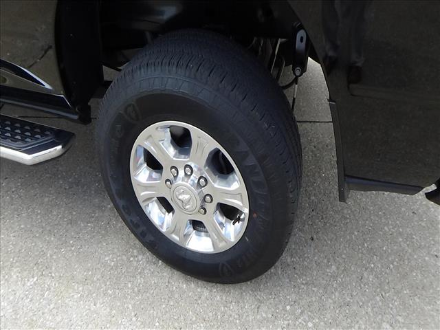 2026 RAM 2500 Big Horn:C7042