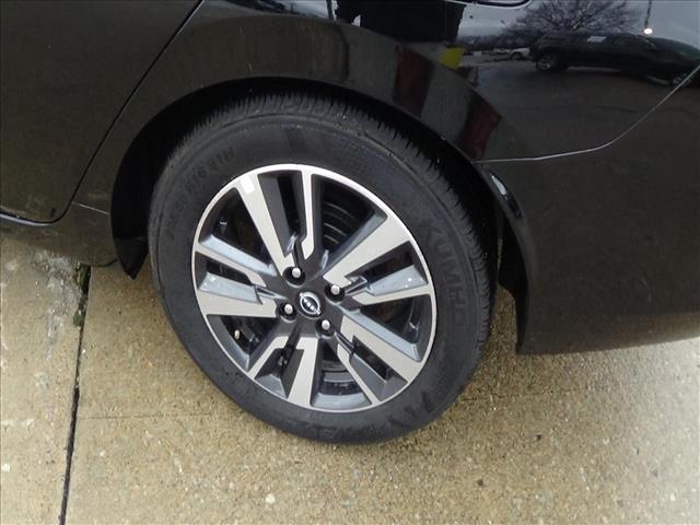 2025 Nissan Versa SV:C6848