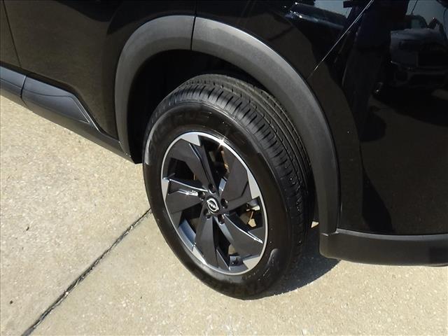 2025 Nissan Rogue SV:C7051
