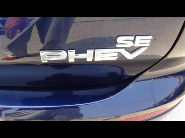 2023 Mitsubishi Outlander PHEV SE