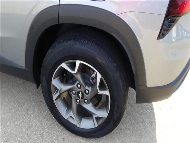 2025 Chevrolet Trax LT:C7011