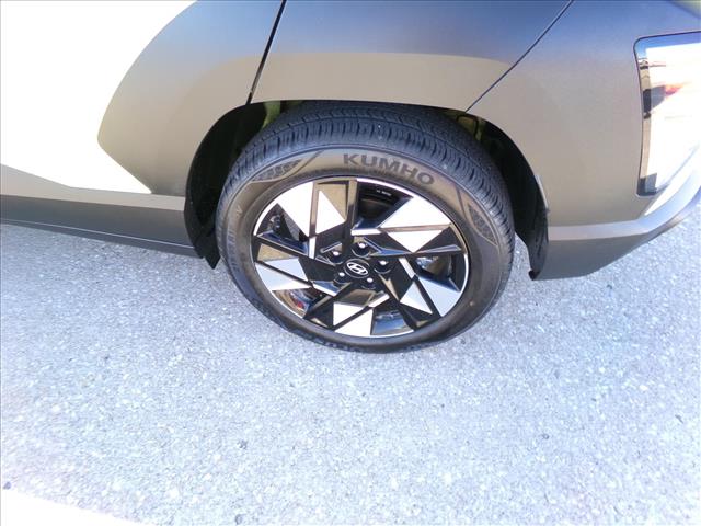 2025 Hyundai KONA SEL:C6740