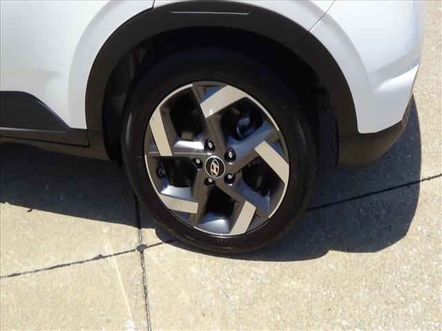 2025 Hyundai VENUE SEL:C6968
