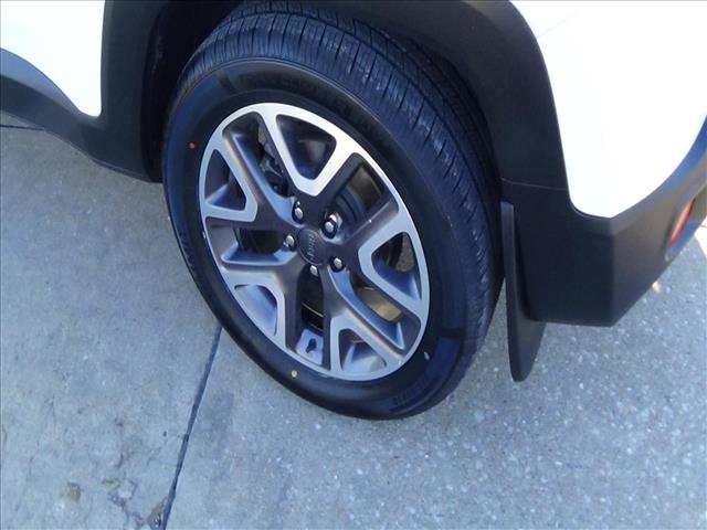 2018 Jeep Renegade Latitude:C6631C