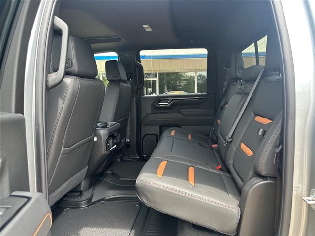 2025 GMC Sierra 2500HD AT4