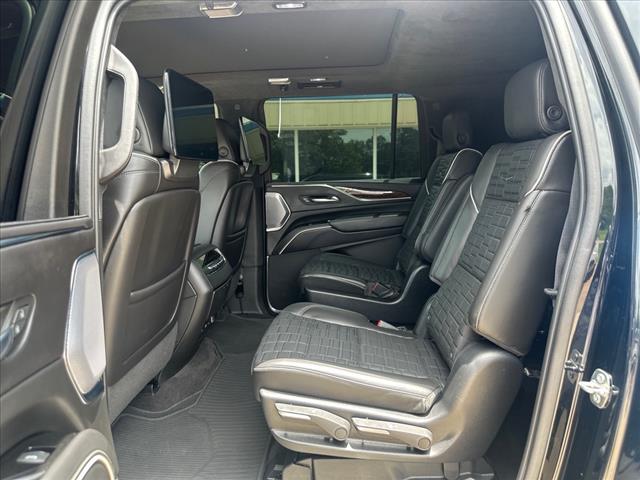 2022 Cadillac Escalade ESV Sport Platinum