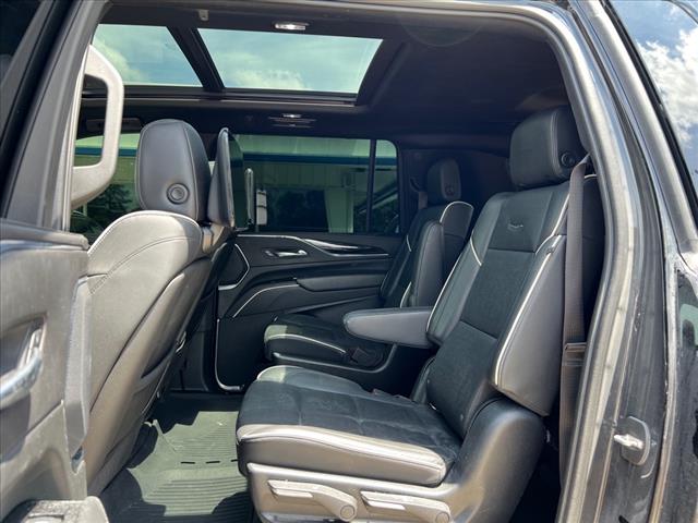 2022 Cadillac Escalade ESV Sport