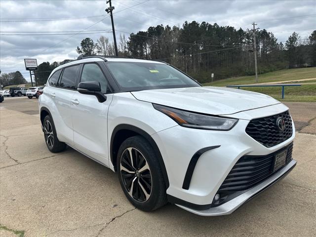 2022 Toyota Highlander XSE