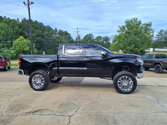 2024 Chevrolet Silverado 1500 LTZ