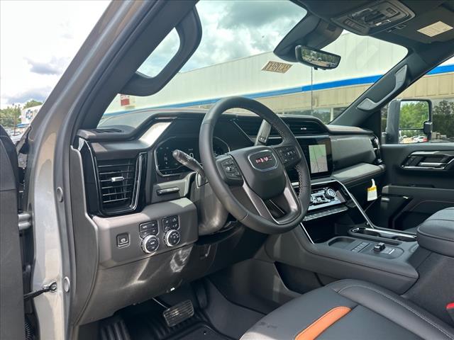 2025 GMC Sierra 2500HD AT4