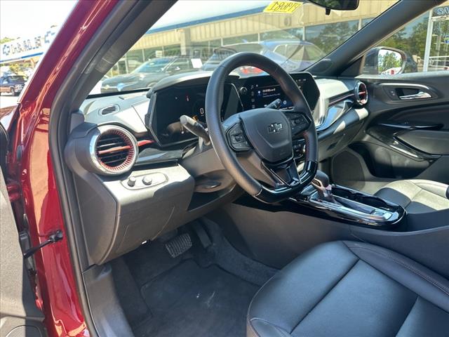 2025 Chevrolet Trax RS