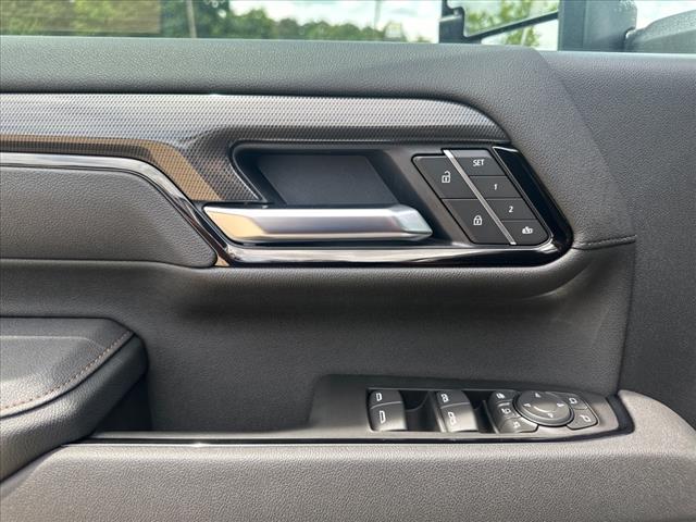 2025 GMC Sierra 2500HD AT4