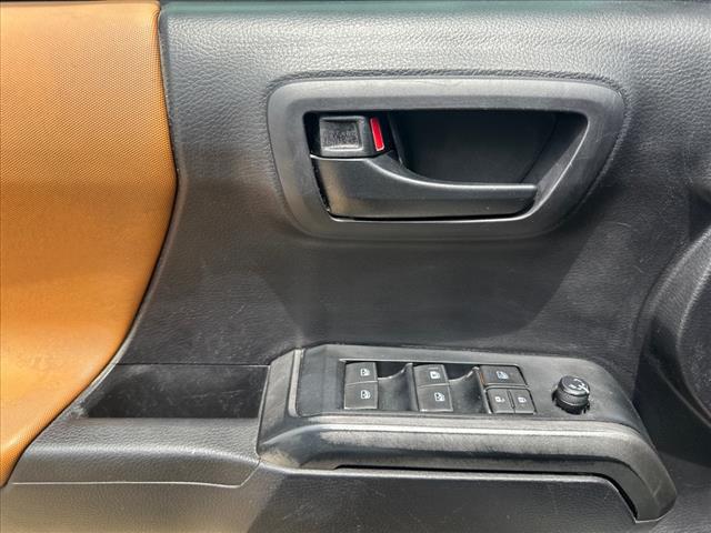 2020 Toyota Tacoma SR5 V6
