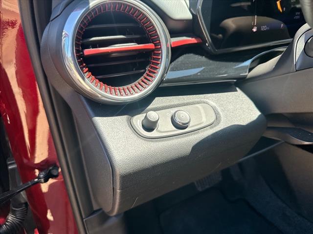 2025 Chevrolet Trax RS