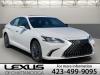 2025 Lexus ES 300h