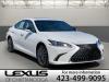 2025 Lexus ES 300h