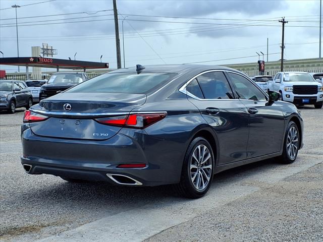 2022 Lexus ES 350 Base