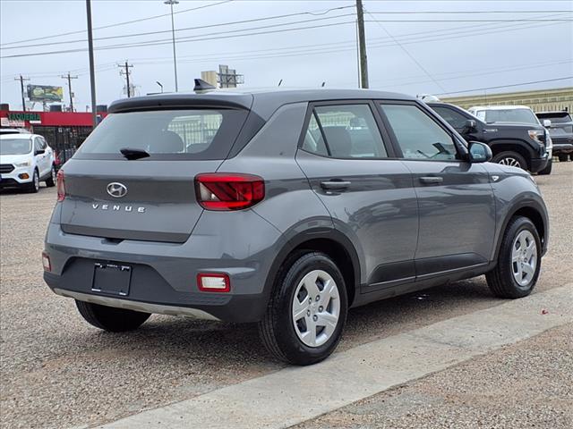 2020 Hyundai VENUE SE