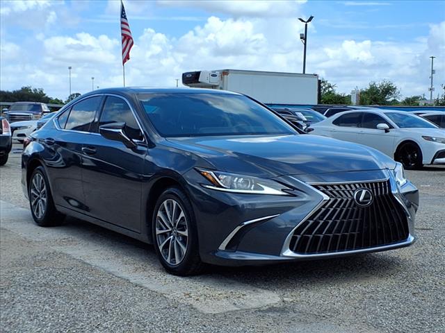 2022 Lexus ES 350 Base