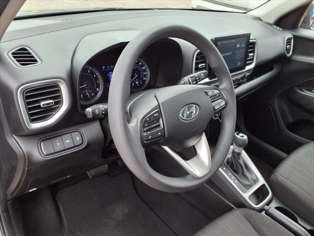 2020 Hyundai VENUE SE
