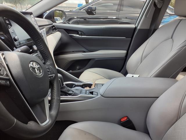 2022 Toyota Camry Hybrid XLE
