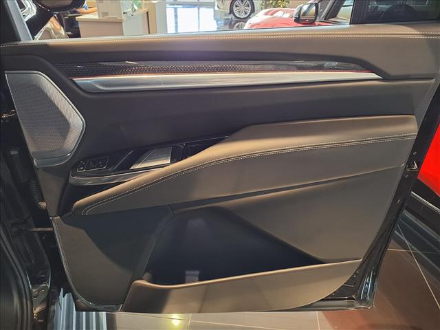 2025 Cadillac Escalade-V ESV V-Series