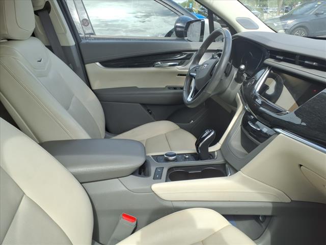 2023 Cadillac XT6 Premium Luxury