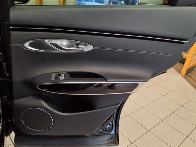 2025 Genesis GV70 2.5T