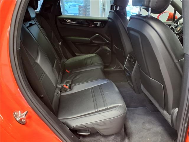 2021 Porsche Cayenne Base