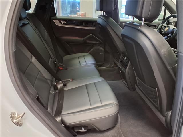 2024 Porsche Cayenne Base