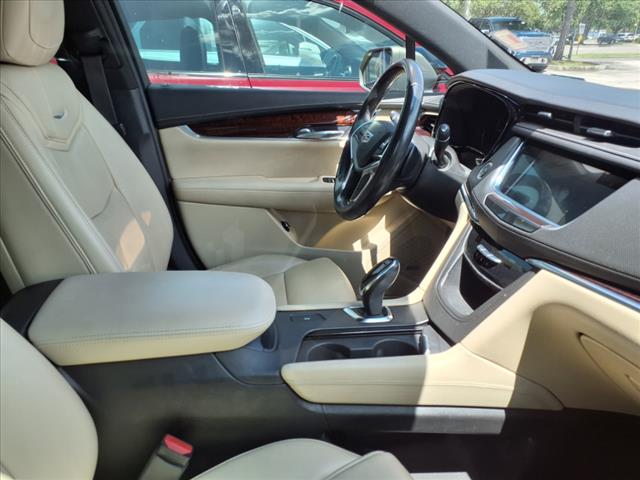 2018 Cadillac XT5 Luxury