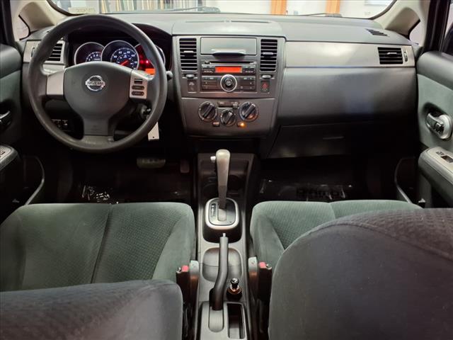 2012 Nissan Versa 1.8 S