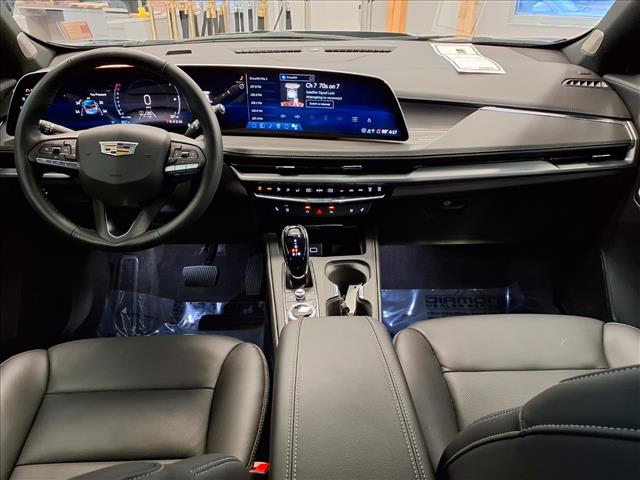 2025 Cadillac XT4 Premium Luxury