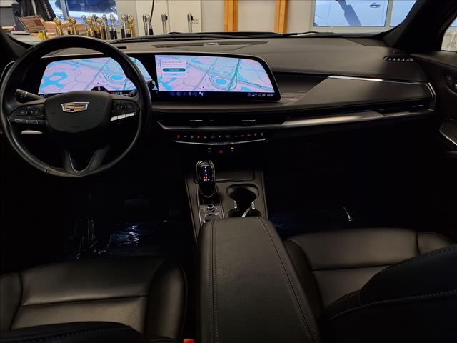 2025 Cadillac XT4 Premium Luxury