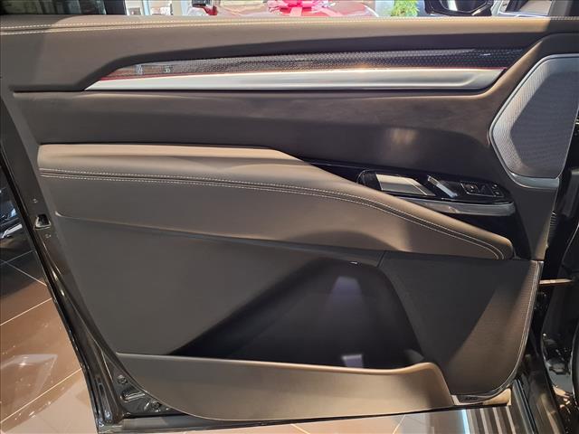 2025 Cadillac Escalade-V ESV V-Series