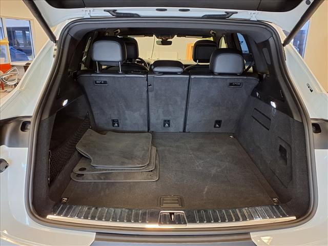 2024 Porsche Cayenne Base