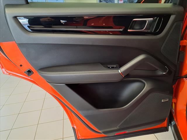 2021 Porsche Cayenne Base